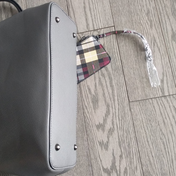 Beautiful grey bag by Joanel✴️✴️✴️✴️🌸 - Picture 7 of 12